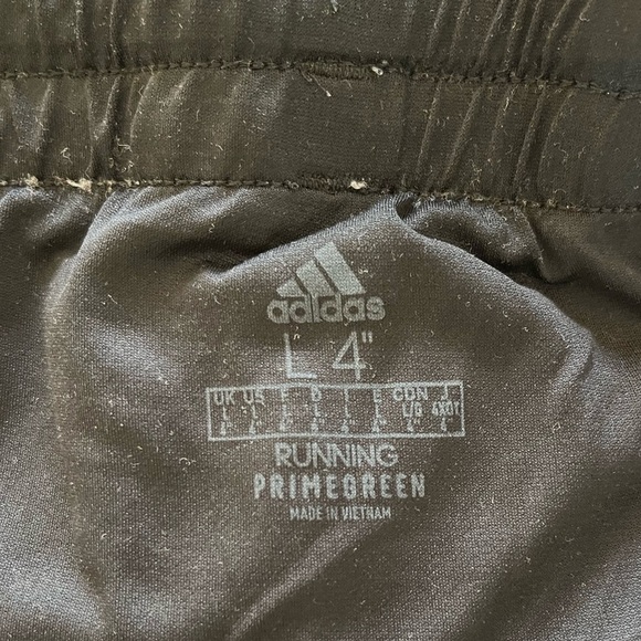 Women’s Adidas black 3 stripe lined 4” athletic shorts Large - Picture 3 of 5